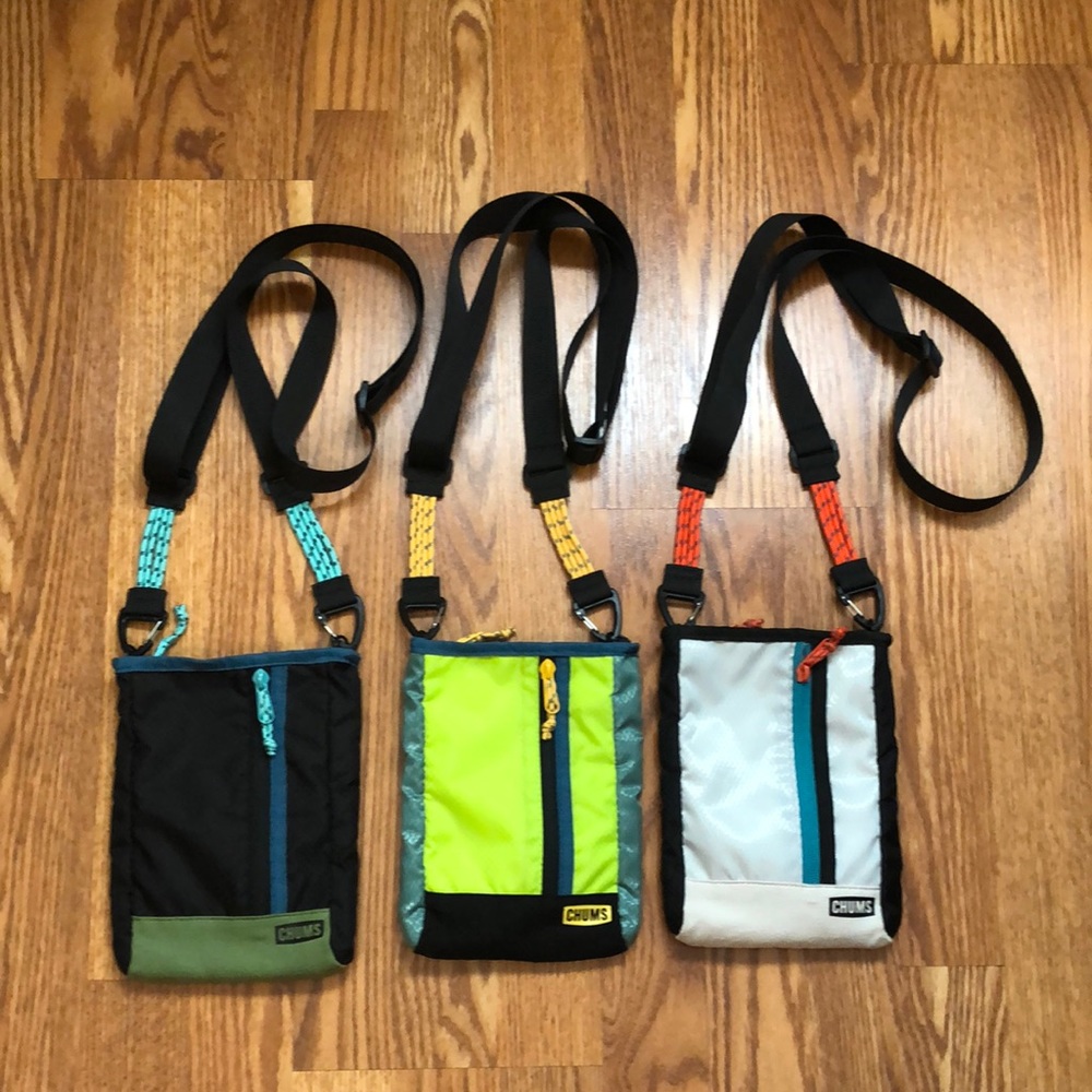 Chums “Indio” Slingbags, lot of 3